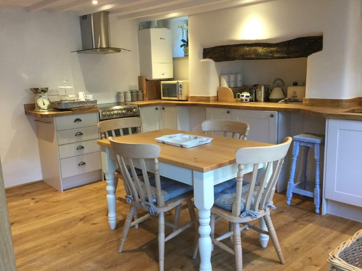 Pilchards Cottage Noss Mayo Eksteriør billede